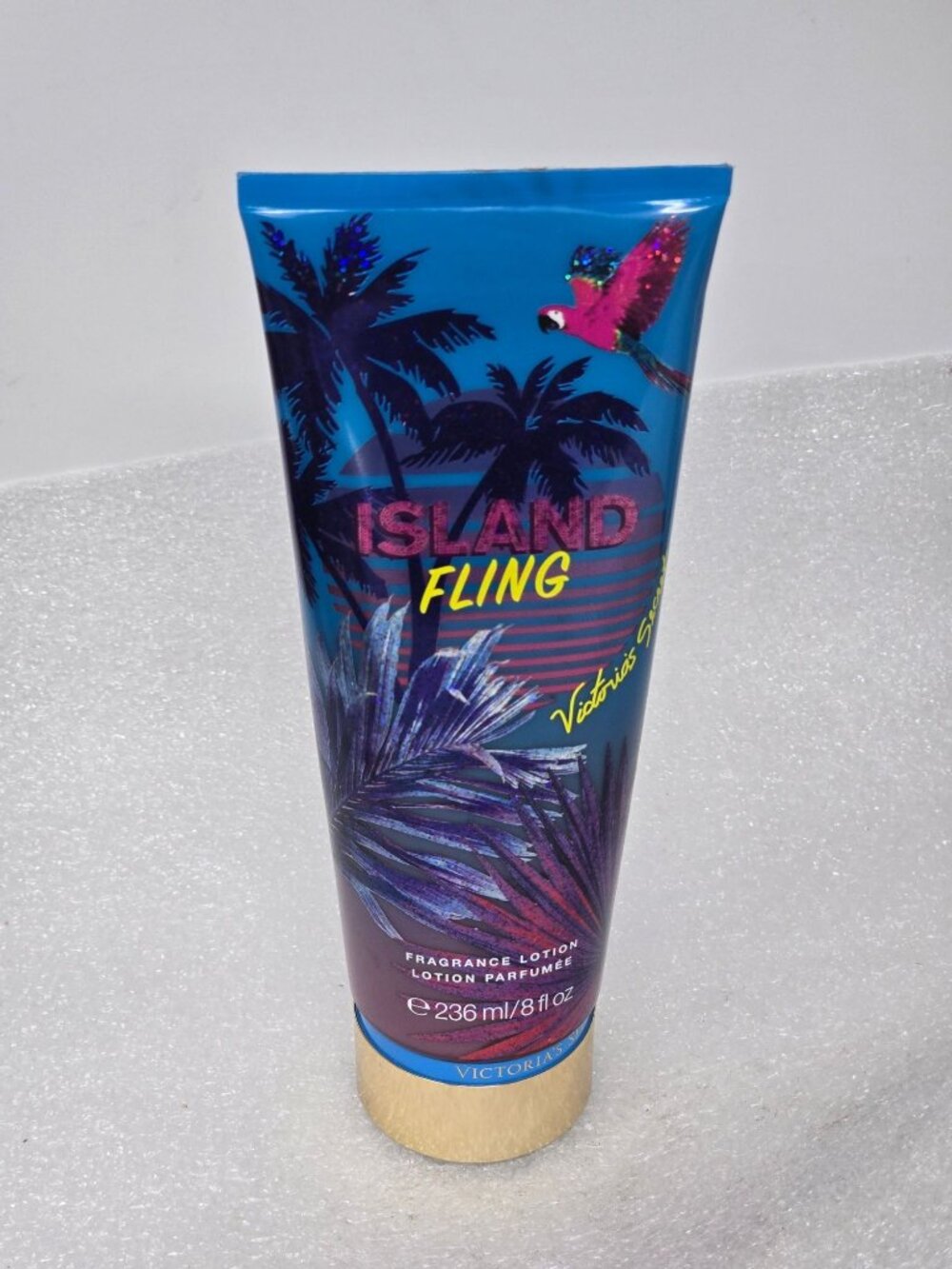 Victoria's Secret Island Fling Fragrance Lotion 8 Fl Oz Hydrating Formula